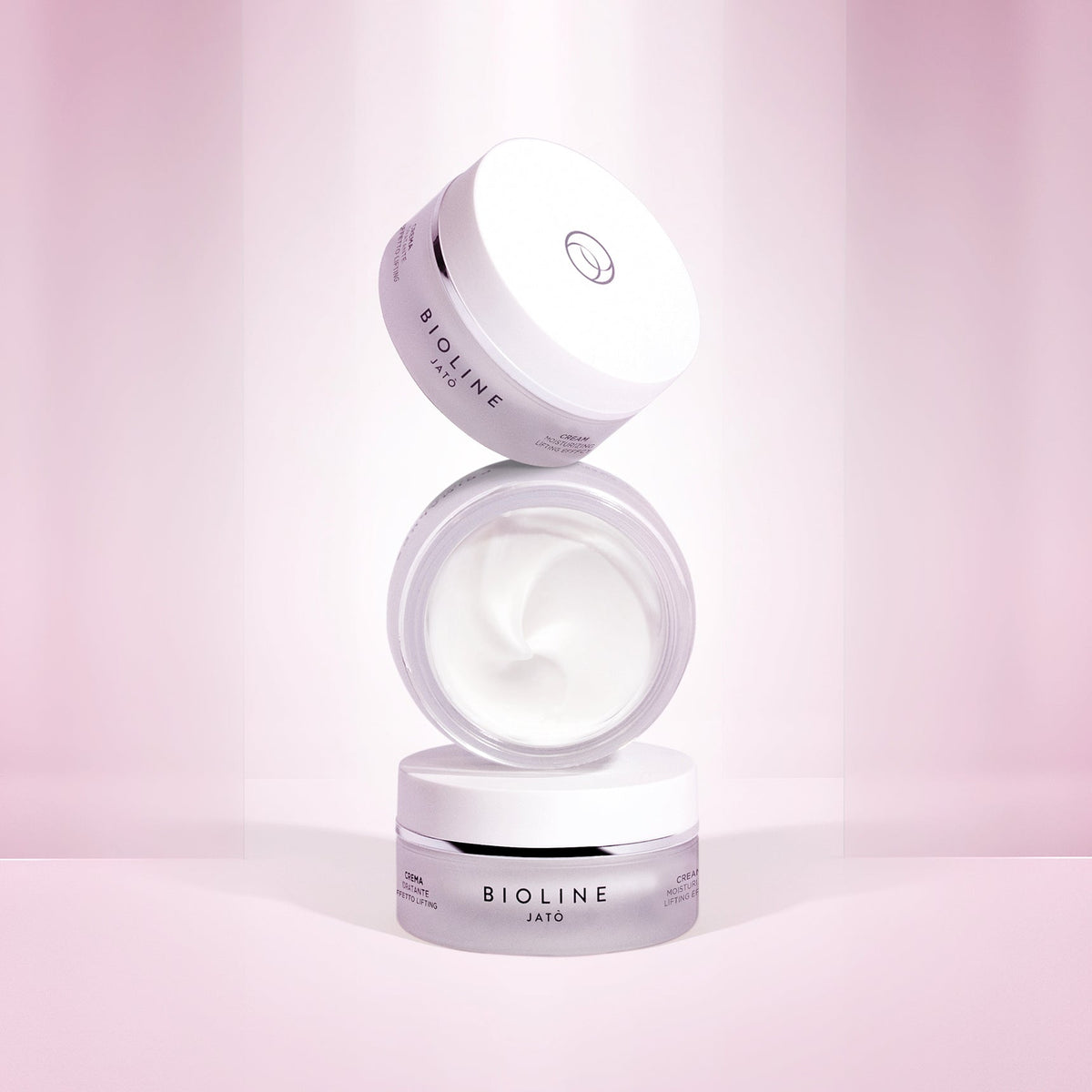 Moisturizing Cream Lifting Effect